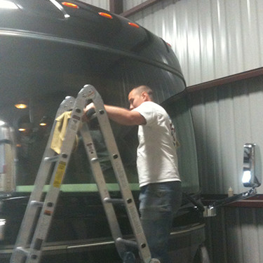 first-priority-detail_rv-detailing-services_bottom